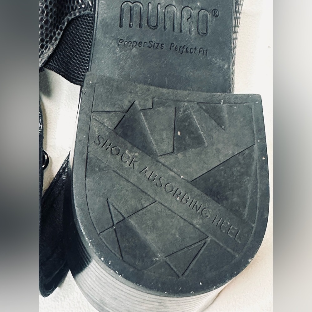 Munro Black Textured Strap Sandals - Picture 6 of 6